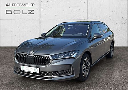 Skoda Superb Combi 2.0 TDI Selection AHK Navi Kamera DigiCock M