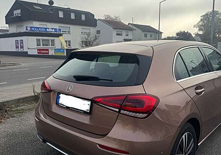 Mercedes-Benz A 180 (177.084)