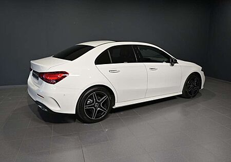 Mercedes-Benz A 200 Limousine AMG/PANO/NIGHT/KAM/TOTW/AMBIENTE