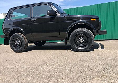 Lada Niva NIVA "NORMA EXKLUSIV" AHK! DOTZ-Räder! AET-2026
