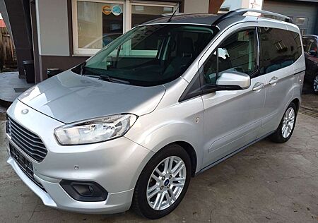 Ford Tourneo Courier Titanium 1.0i 47TKM/PDC/KAMERA