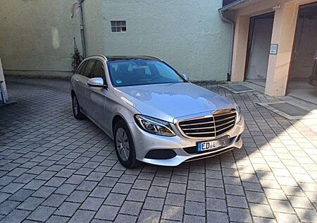 Mercedes-Benz C 180 C-Klasse T-Modell T Exclusive