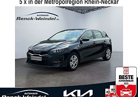 Kia Cee'd Ceed / Vision 1.5 T-GDI Navi Klima PDC Rückfahrkam . Appl