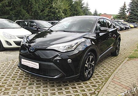 Toyota C-HR 2.0 Hybrid Team Deutschland Automatic