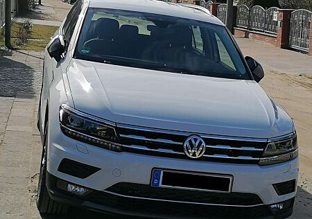 VW Tiguan Allspace Volkswagen 1.5 TSI OPF DSGComfortline