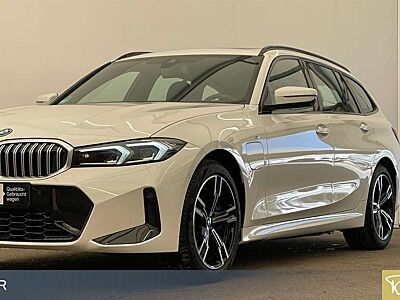 BMW 330 e A Tou M-Sport AHK LCPro HUD 360° Pano 18"