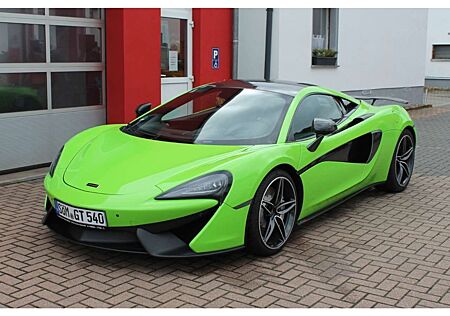 McLaren 540C B&W Lift Kamera Navi Leder Tempomat PDC
