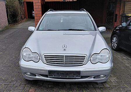 Mercedes-Benz C 240 4matic