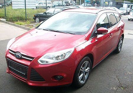 Ford Focus Turnier Champions Edition*Klima*Navi*PDC*