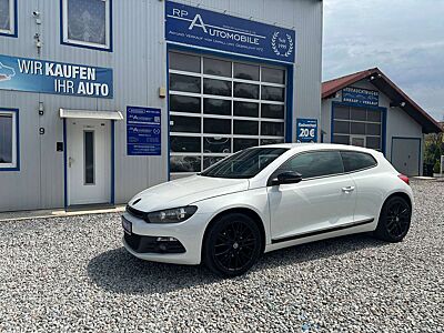 Volkswagen Scirocco 1.4 TSI 90 kW Match KLIMA XENON PDC SITZHEIZUNG SPORTAUSPUF