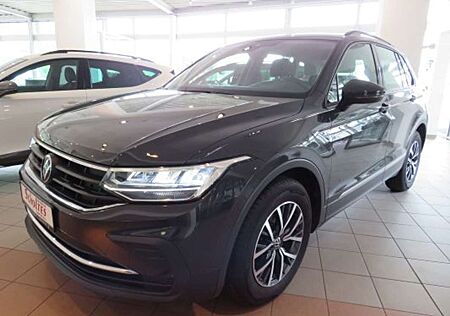 VW Tiguan Volkswagen Life 2.0 TDI 6-Gang
