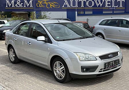 Ford Focus 1.6 Ti-VCT Ghia | PDC | 8 fach | SHZ | elek. Fenst