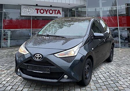 Toyota Aygo 1.0 x-play club zuverlässiger Gebrauchtwagen
