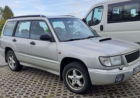 Subaru Forester 2.0 GL S-turbo Automatik