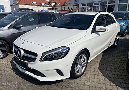 Mercedes-Benz A 180 Urban Business-Paket, 8-fach bereift