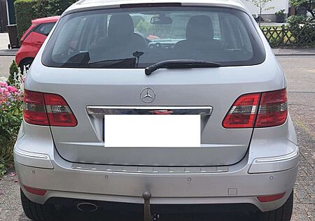 Mercedes-Benz B 180 Autotronic