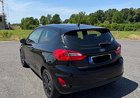 Ford Fiesta 1.1 COOL&CONNECT Apple Carplay Checkheft
