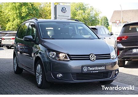 VW Touran Volkswagen Comfortline 1.6TDI NAVI AHK PDC SHZ KLIMA