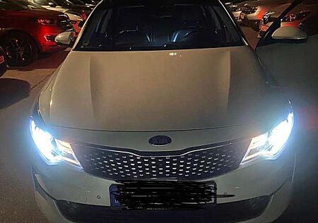 Kia Optima Vision x