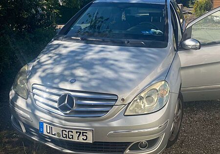 Mercedes-Benz B 180 CDI