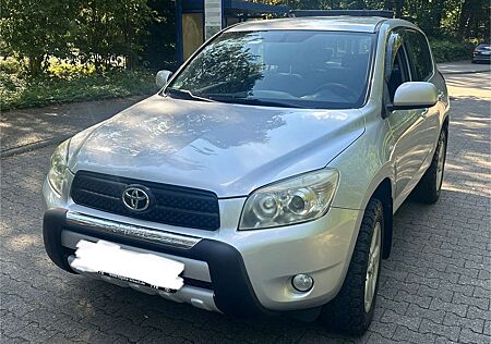 Toyota RAV 4 2.0 4x4 Automatik TÜV NEU!
