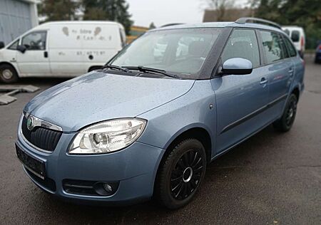 Skoda Fabia 1.6 16V Combi Ambiente