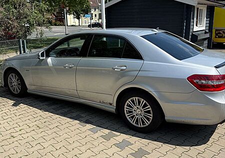 Mercedes-Benz E 200 CDI BlueEfficiency (212.005)