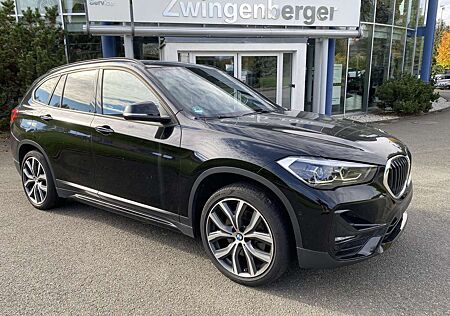 BMW X1 xDrive20d Sport Line Navi Bus.-Paket SH LED