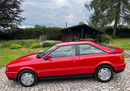 Audi Coupe 2,3 5-Zylinder Neulack, viele Neuteile!