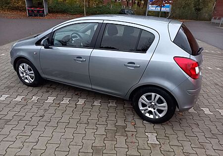 Opel Corsa 1.4 16V ecoFLEX Start-Stop Satellite