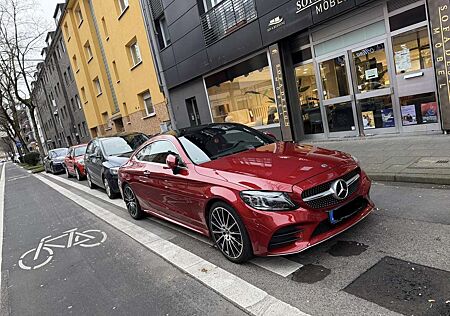 Mercedes-Benz C 300 Coupe 4Matic 9G-TRONIC AMG Line