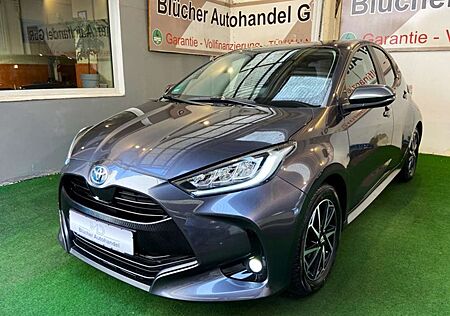 Toyota Yaris gebraucht kaufen Toyota Yaris Hybrid Team D Automatik Apple Car Kamera Sitzheizu