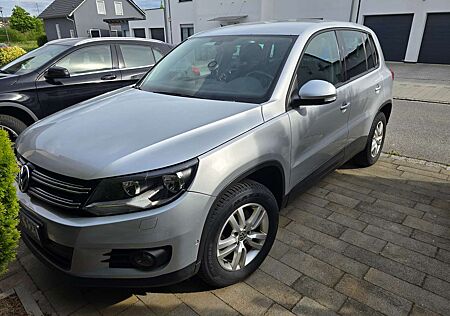 VW Tiguan Volkswagen Diesel 2.0 TDI DPF 4Motion DSG Trend