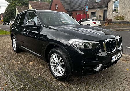 BMW X3 xDrive 20 i Advantage 1.HD/V.LEDER/KAMERA/LED