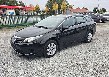 Toyota Avensis Kombi TÜV NEU