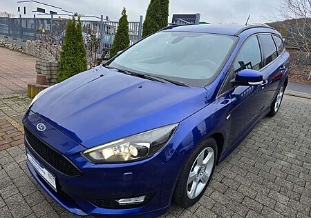 Ford Focus ST-Line, SHZ, PDC, NAVI, RFC, 2-HAND