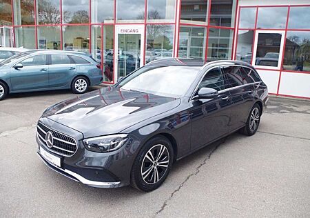 Mercedes-Benz E 220 d T-Modell Avantgarde + Interieur, AHK