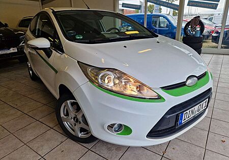 Ford Fiesta Titanium "Rückfahrkamera"Bluetooth"Klima