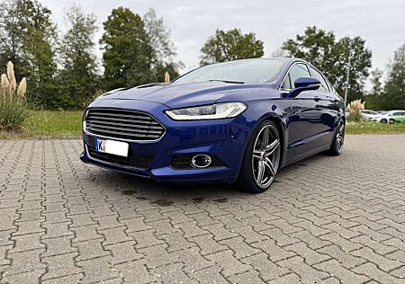 Ford Mondeo LED-CarPlay-Vollausstattung-Top gepflegt