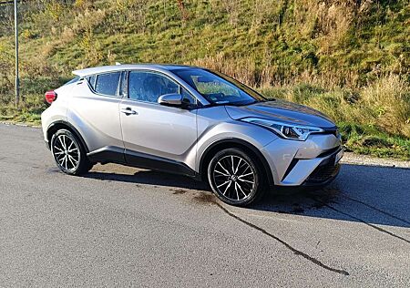 Toyota C-HR Hybrid Team Deutschland