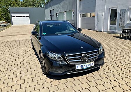 Mercedes-Benz E 300 de T-Model+Burmester+Avantgarde+ACC+Head U