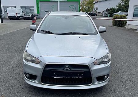 Mitsubishi Lancer 1.8 CVT Intense