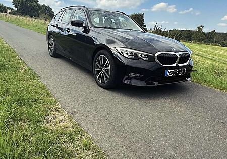 BMW 330i 330 Touring Aut. Sport Line
