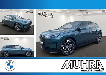 BMW iX xDrive40 Sportpaket 22" AHK DA/LC Prof. AHK