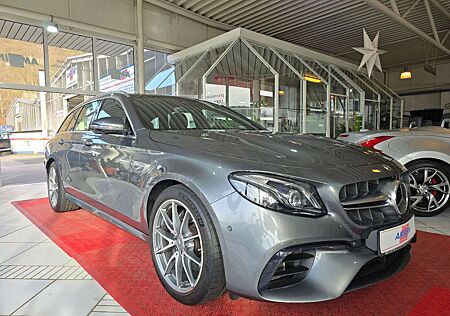 Mercedes-Benz E 63 AMG T 4Matic+PANO+360°+WIDESCREEN+ACC+NAVI+