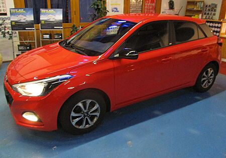 Hyundai i20 blue 1.2 YES! Rückfahrkamera,