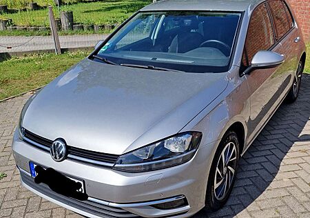 VW Golf Volkswagen 1.5 TSI ACT DSG Sound AHK abnehmbar