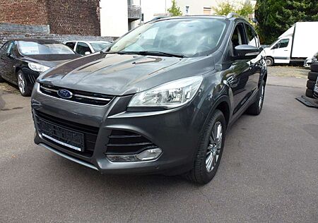 Ford Kuga Titanium, 4x4,Automatik,Scheckheft