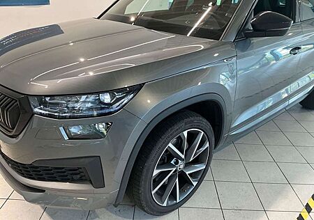 Skoda Kodiaq 2.0TDI SPORTLINE 4x4 NAV LED SHZ CAM PANO