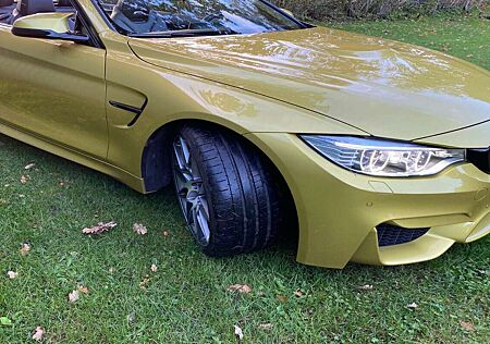 BMW M4 Cabrio DKG Competition